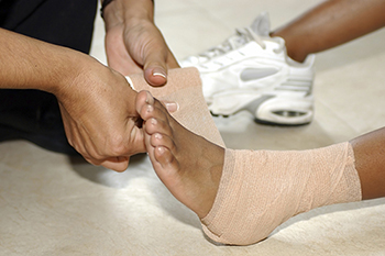 Ankle sprain treatment in the San Diego County, CA: Oceanside (Carlsbad, Vista, San Marcos, Escondido, Encinitas, Solana Beach, Valley Center, Poway, Camp Pendleton North, Fall Brook) areas